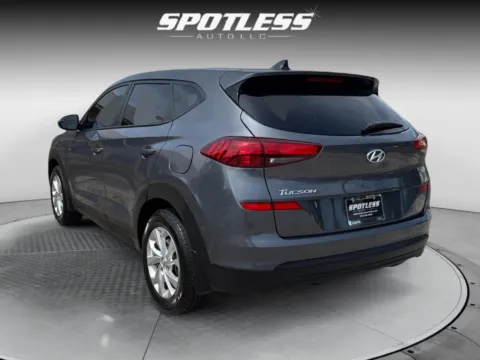 More photos of 2021 Hyundai Tucson SE at Spotless Auto San Pedro, TX