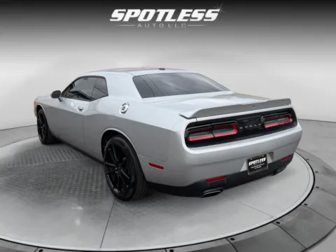 More photos of 2020 Dodge Challenger SXT at Spotless Auto San Pedro, TX