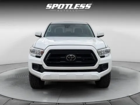 More photos of 2022 Toyota Tacoma TRD Pro at Spotless Auto San Pedro, TX