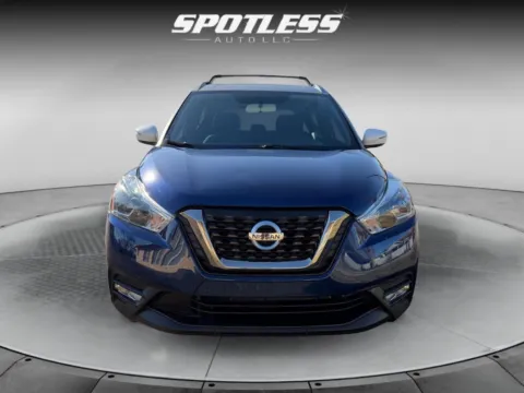 More photos of 2019 Nissan Kicks SR at Spotless Auto San Pedro, TX