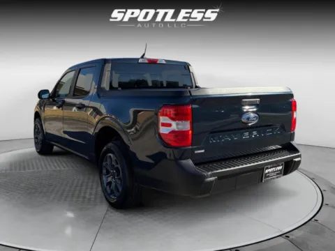 More photos of 2022 Ford Maverick XLT at Spotless Auto Loop 1604, TX