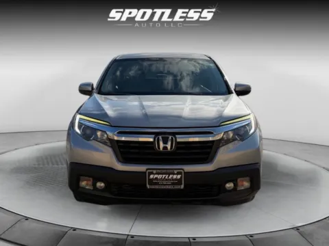 More photos of 2018 Honda Ridgeline RTL-T at Spotless Auto Loop 1604, TX