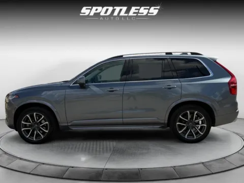 Another view of 2018 Volvo XC90 T6 Momentum for sale in San Antonio, TX at Spotless Auto San Pedro