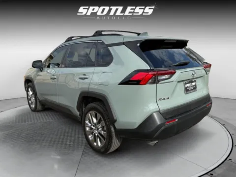 More photos of 2019 Toyota RAV4 XLE Premium at Spotless Auto San Pedro, TX