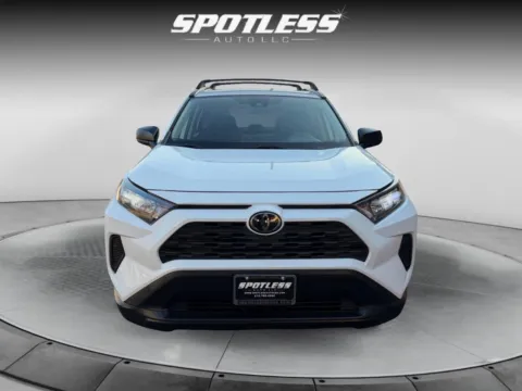 More photos of 2021 Toyota RAV4 LE at Spotless Auto San Pedro, TX