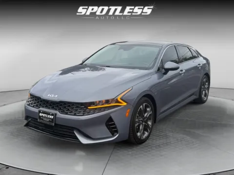 Silver 2022 Kia K5 EX for sale in San Antonio, TX