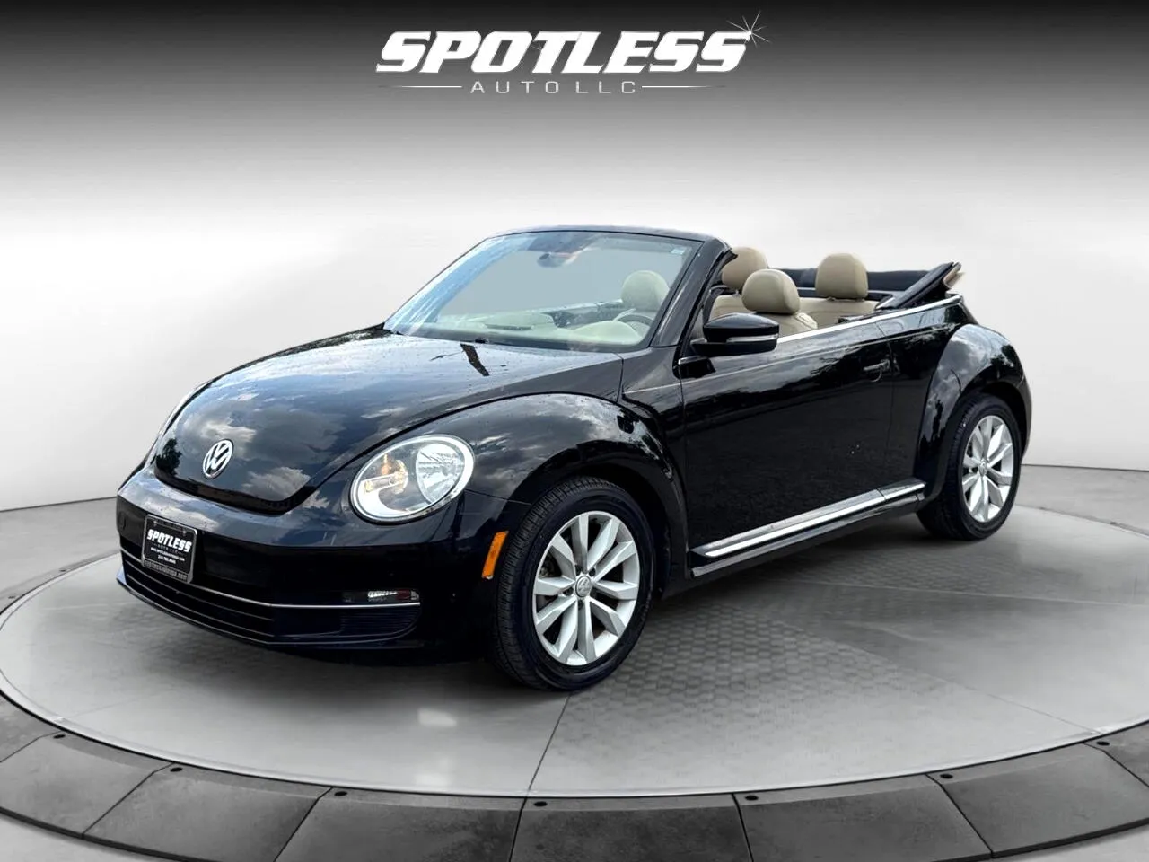 Black 2013 Volkswagen Beetle 2.0 TDI for sale in San Antonio, TX