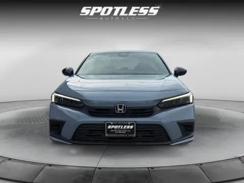 More photos of 2022 Honda Civic Sport at Spotless Auto San Pedro, TX