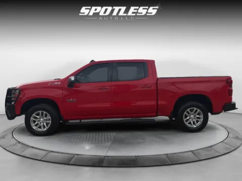 Another view of 2021 Chevrolet Silverado 1500 LT for sale in San Antonio, TX at Spotless Auto Loop 1604