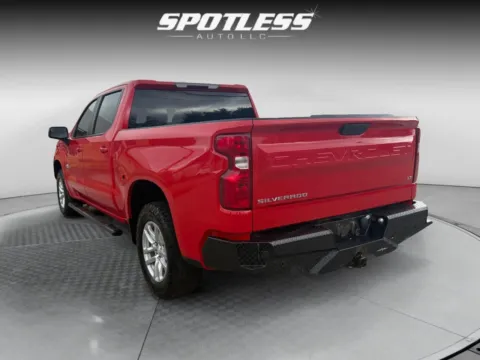More photos of 2021 Chevrolet Silverado 1500 LT at Spotless Auto Loop 1604, TX