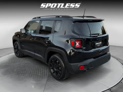 More photos of 2020 Jeep Renegade Altitude at Spotless Auto San Pedro, TX