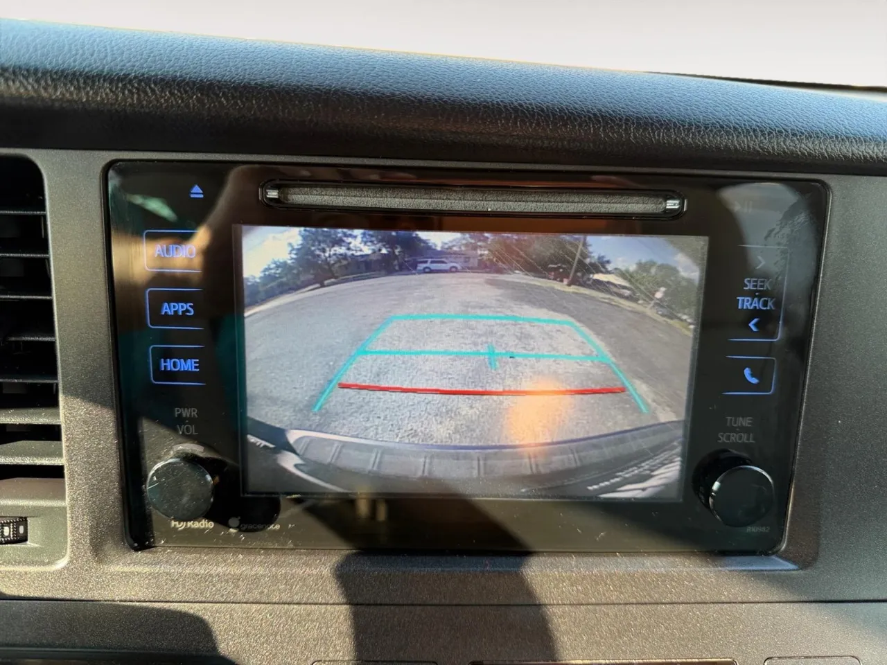 2015 Toyota Sienna LE - Photo 23