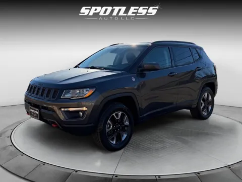 Gray 2018 Jeep Compass Trailhawk for sale in San Antonio, TX