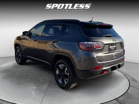 More photos of 2018 Jeep Compass Trailhawk at Spotless Auto San Pedro, TX