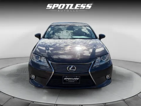 More photos of 2015 Lexus ES 300h at Spotless Auto San Pedro, TX