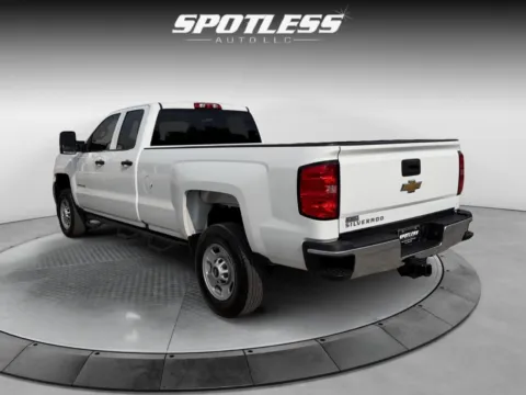 More photos of 2019 Chevrolet Silverado 2500HD Work Truck at Spotless Auto San Pedro, TX