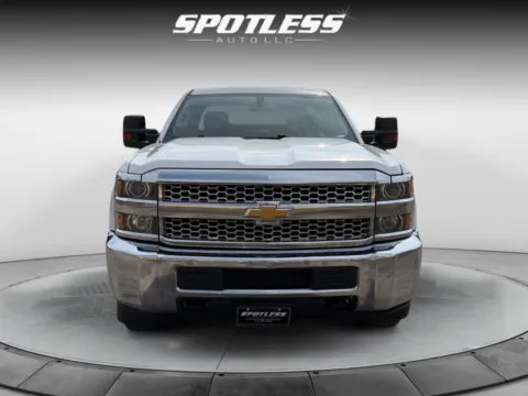 More photos of 2019 Chevrolet Silverado 2500HD Work Truck at Spotless Auto San Pedro, TX