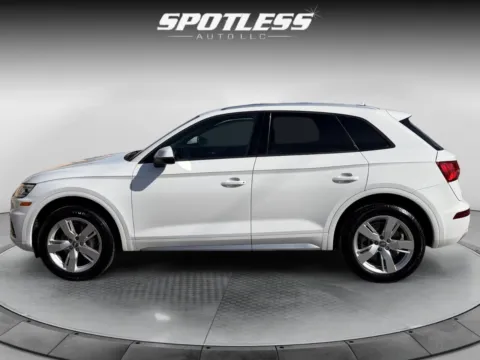 Another view of 2018 Audi Q5 2.0T Premium for sale in San Antonio, TX at Spotless Auto San Pedro