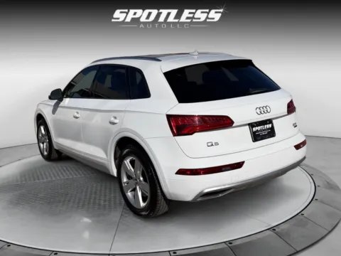 More photos of 2018 Audi Q5 2.0T Premium at Spotless Auto San Pedro, TX