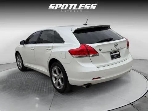 More photos of 2009 Toyota Venza FWD V6 at Spotless Auto San Pedro, TX