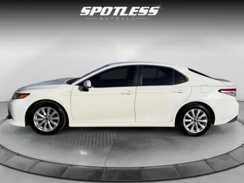 Another view of 2018 Toyota Camry for sale in San Antonio, TX at Spotless Auto San Pedro