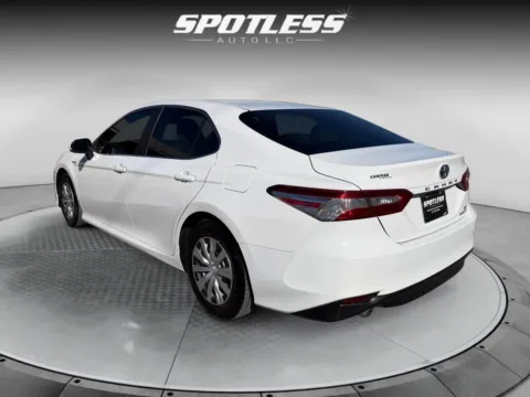 More photos of 2018 Toyota Camry Hybrid LE at Spotless Auto San Pedro, TX