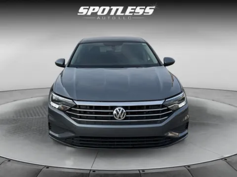 More photos of 2019 Volkswagen Jetta SE at Spotless Auto Loop 1604, TX