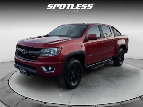 Red 2016 Chevrolet Colorado Z71 for sale in San Antonio, TX