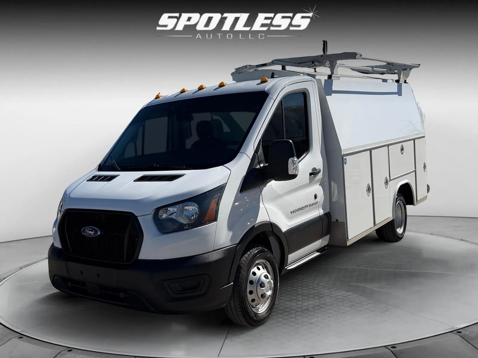 White 2022 Ford Transit 350 HD for sale in San Antonio, TX