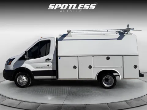 More photos of 2022 Ford Transit 350 HD at Spotless Auto San Pedro, TX