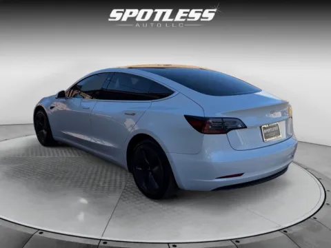 More photos of 2020 Tesla Model 3 at Spotless Auto San Pedro, TX