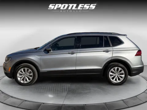 More photos of 2019 Volkswagen Tiguan at Spotless Auto San Pedro, TX