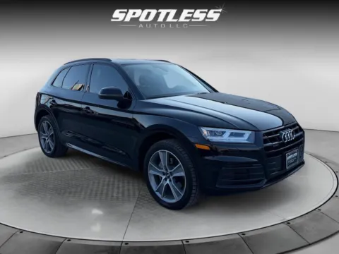More photos of 2019 Audi Q5 quattro Premium Plus 45 TFSI at Spotless Auto San Pedro, TX