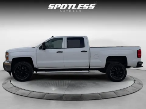 Another view of 2015 Chevrolet Silverado 2500HD LT for sale in San Antonio, TX at Spotless Auto San Pedro