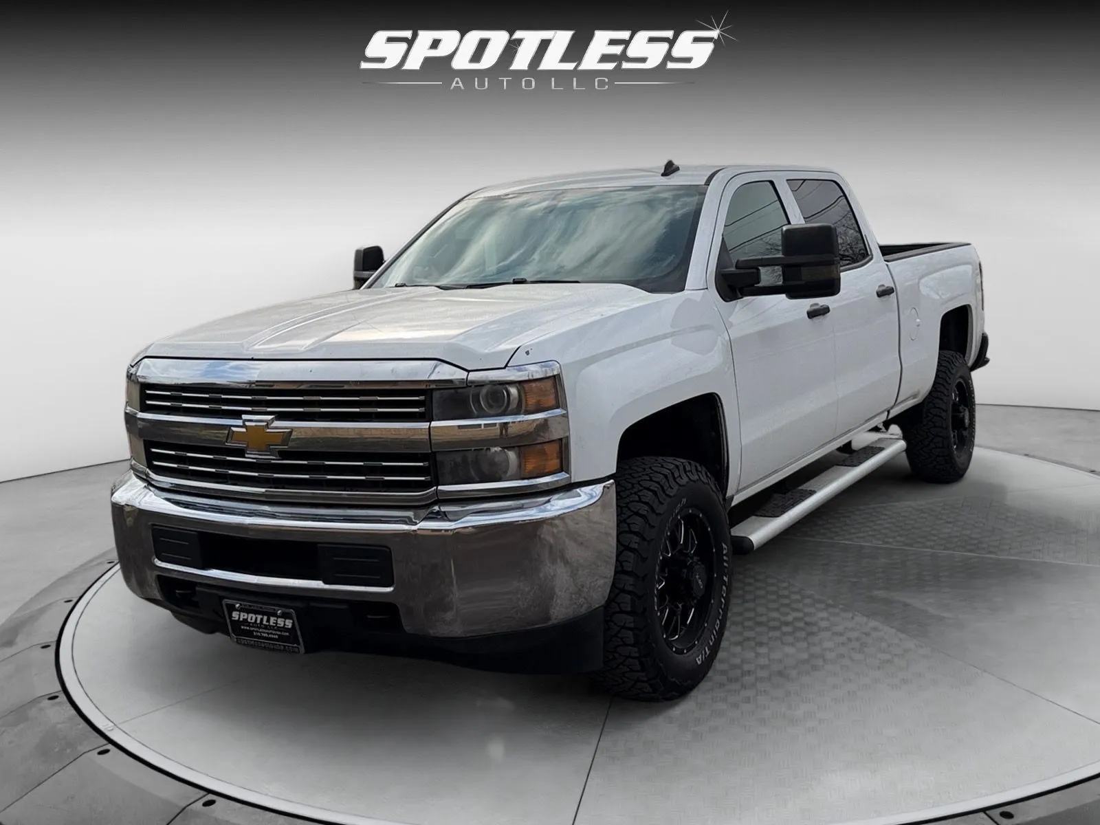 White 2015 Chevrolet Silverado 2500HD LT for sale in San Antonio, TX