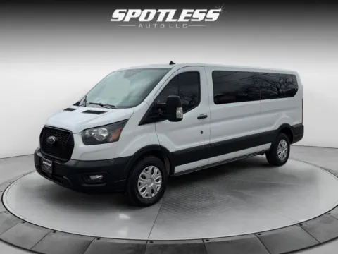 White 2023 Ford Transit for sale in San Antonio, TX