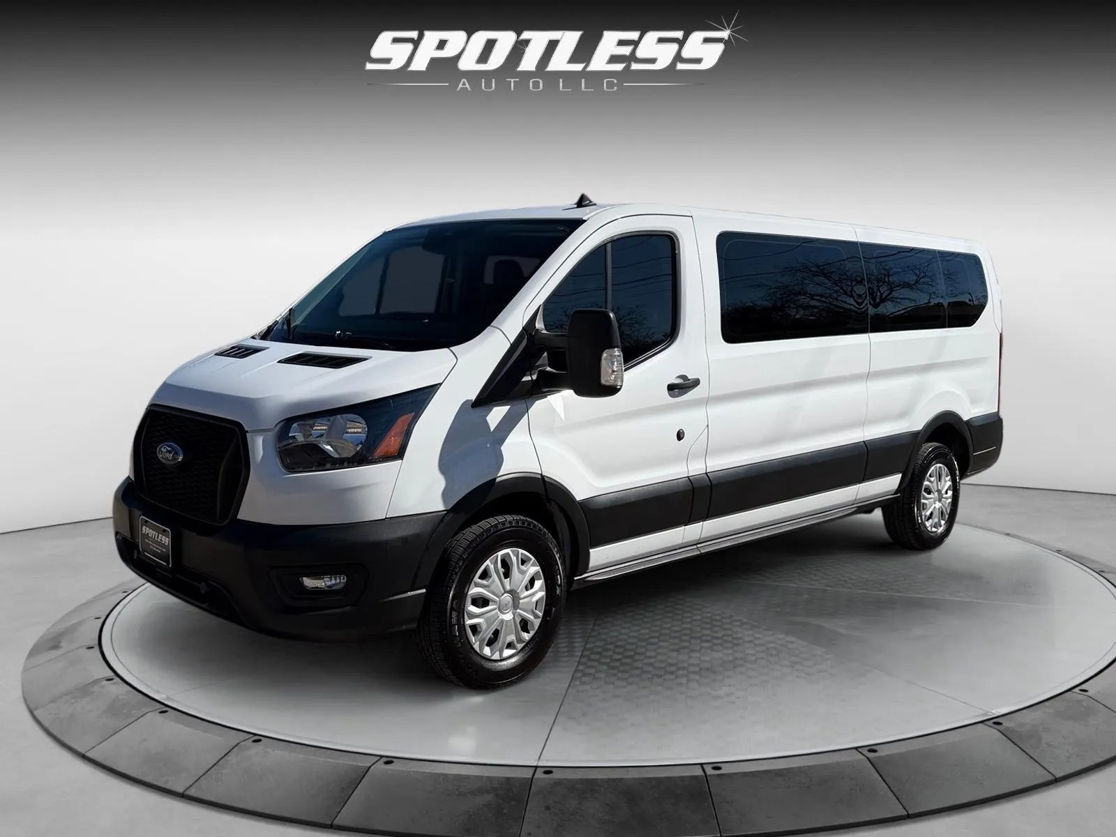 White 2022 Ford Transit for sale in San Antonio, TX