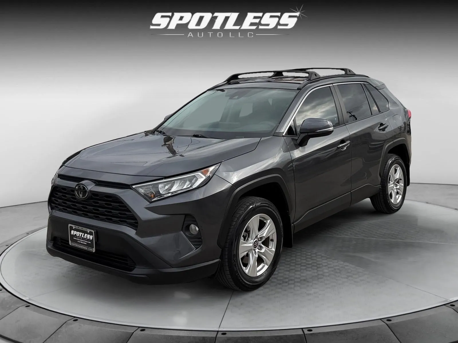 Gray 2021 Toyota RAV4 XLE for sale in San Antonio, TX