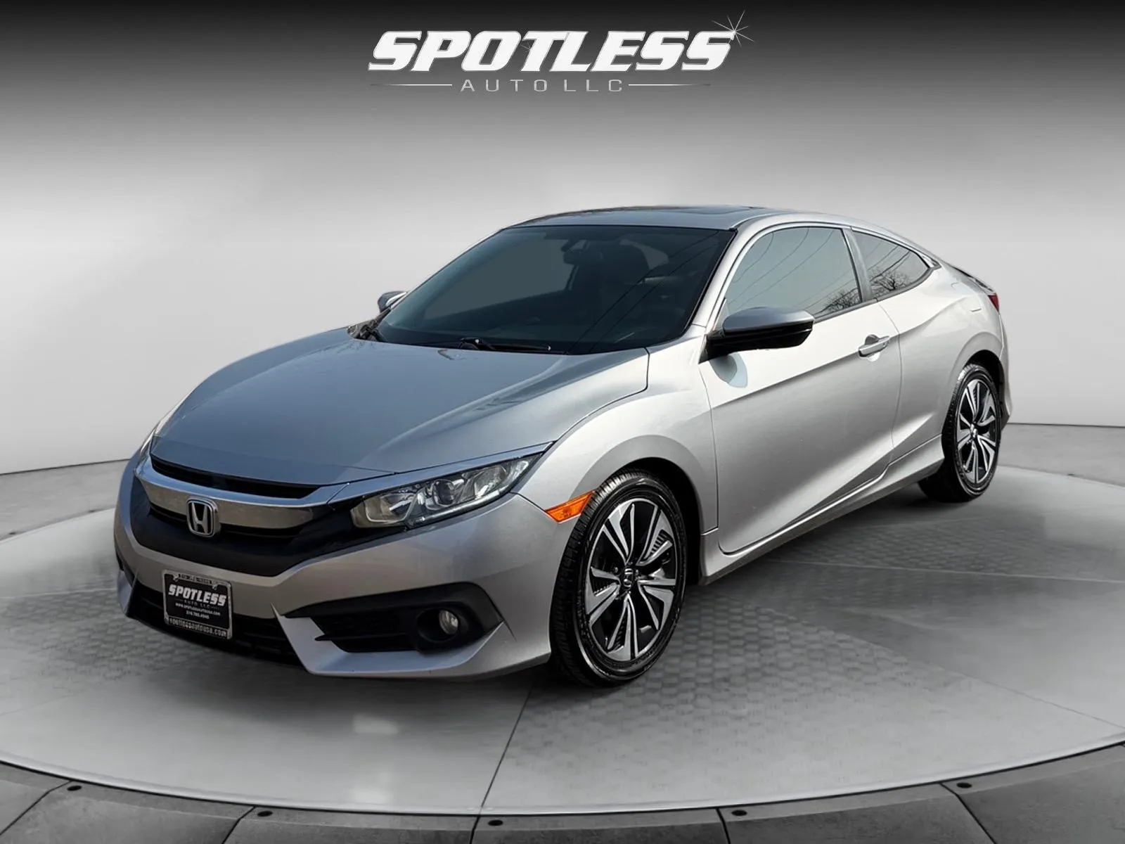 Silver 2016 Honda Civic EX-T for sale in San Antonio, TX