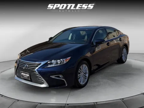 Blue 2017 Lexus ES 350 for sale in San Antonio, TX