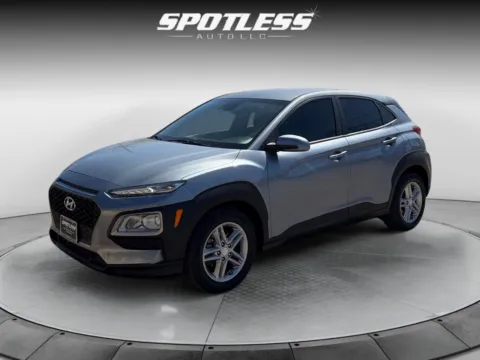 Silver 2020 Hyundai KONA SE for sale in San Antonio, TX
