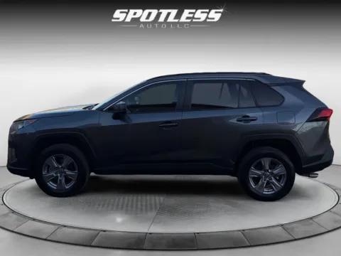 More photos of 2022 Toyota RAV4 Hybrid LE at Spotless Auto San Pedro, TX