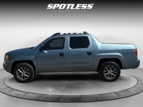More photos of 2007 Honda Ridgeline RT at Spotless Auto San Pedro, TX