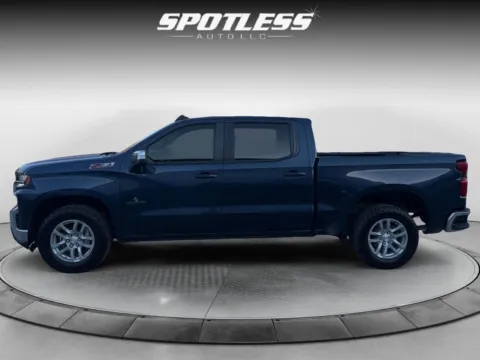 More photos of 2022 Chevrolet Silverado 1500 Limited LT at Spotless Auto San Pedro, TX