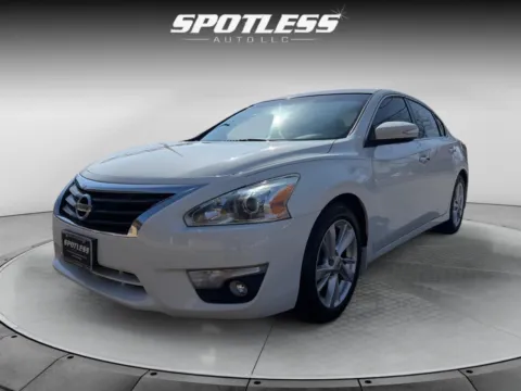 Another view of 2015 Nissan Altima for sale in San Antonio, TX at Spotless Auto San Pedro