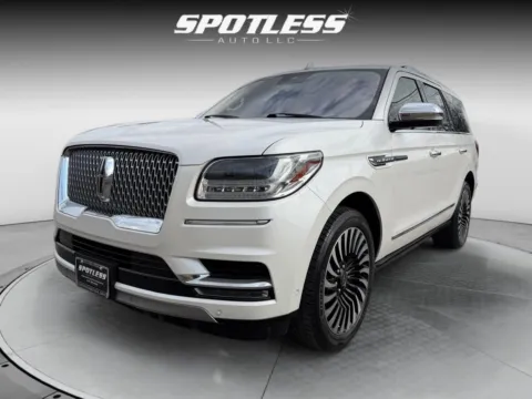 Another view of 2019 Lincoln Navigator Black Label for sale in San Antonio, TX at Spotless Auto San Pedro