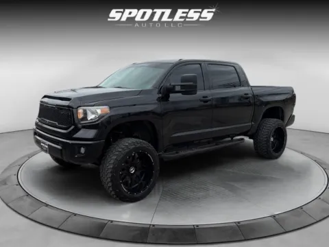 Black 2015 Toyota Tundra SR5 for sale in San Antonio, TX