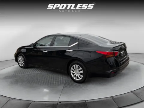 More photos of 2024 Nissan Altima 2.5 S at Spotless Auto San Pedro, TX