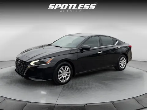 Black 2024 Nissan Altima 2.5 S for sale in San Antonio, TX