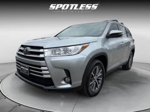 Another view of 2019 Toyota Highlander for sale in San Antonio, TX at Spotless Auto San Pedro